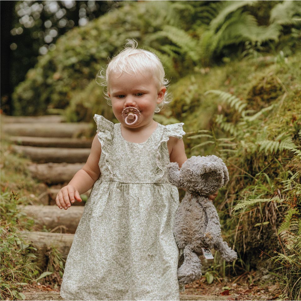 FRIGG Fairytale Fopspeen Natuurrubber Thumbelina - Afbeelding 3