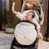 Jollein Voetenzak Voor Buggy/Kinderwagen Embossed Lily Sand - Afbeelding 7